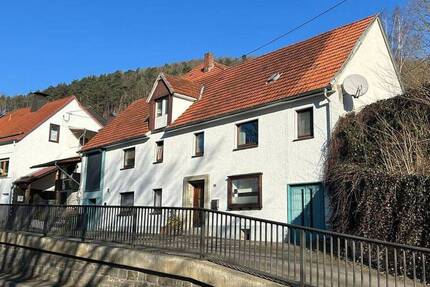 Haus Marsberg / Beringhausen Beringhausen - 6 Zimmer, 140 m&sup2;, 139.000&euro; | Angebot:26715373