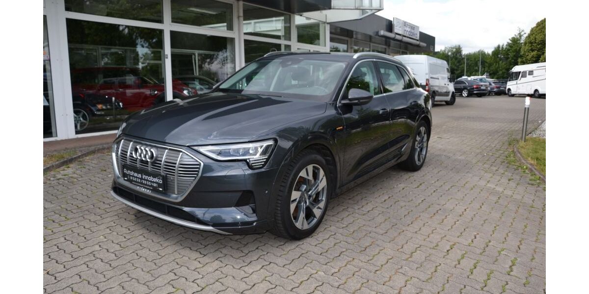 Audi e-tron 72.500 km 26.980 &euro; Bad Driburg 33014