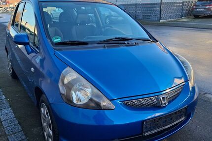 Honda Jazz 136.000 km 2.699 &euro; Paderborn 33100