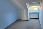 Dachgeschoßwohnung Detmold - 2 Zimmer, 75 m&sup2;, 830&euro; | Angebot:25234050