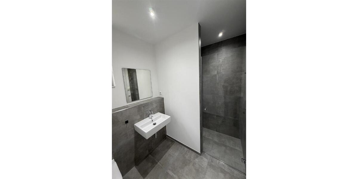 Etagenwohnung Paderborn - 3 Zimmer, 143 m&sup2;, 1.700&euro; | Angebot:26440862