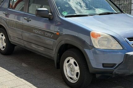 Honda CR-V 124.000 km 3.799 &euro; Paderborn 33100