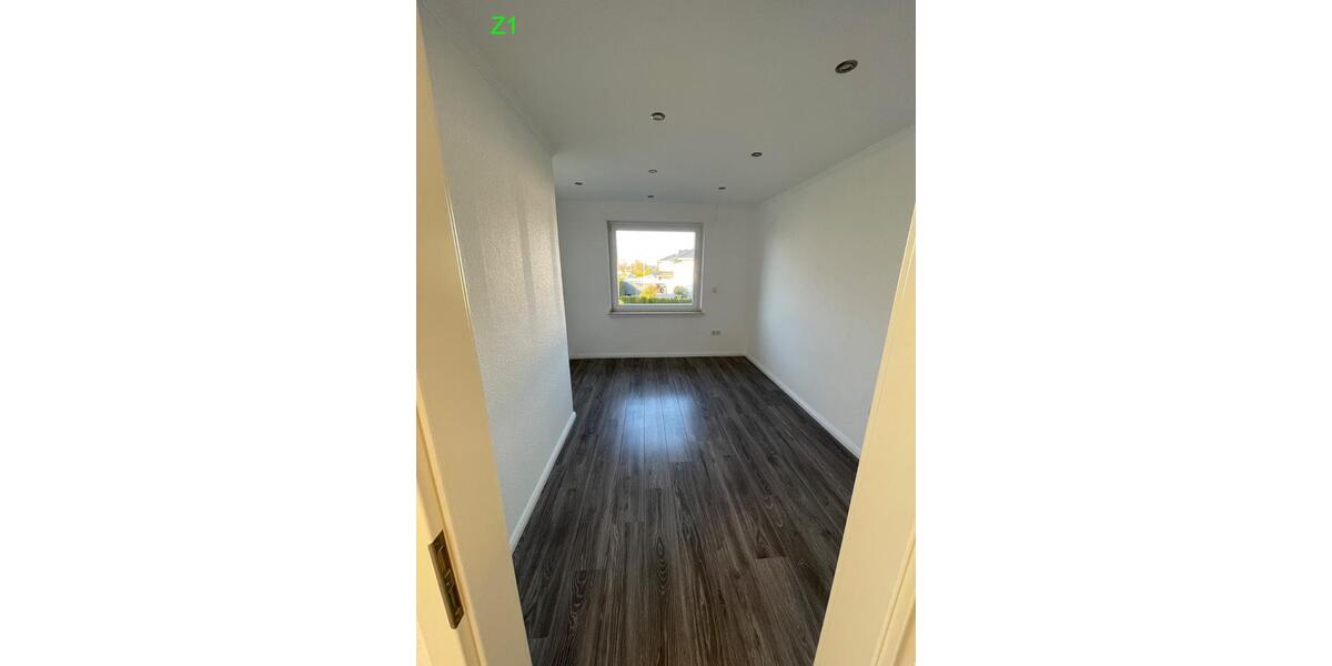 Etagenwohnung Bad Wünnenberg - 4.5 Zimmer, 136 m&sup2;, 1.100&euro; | Angebot:26374090