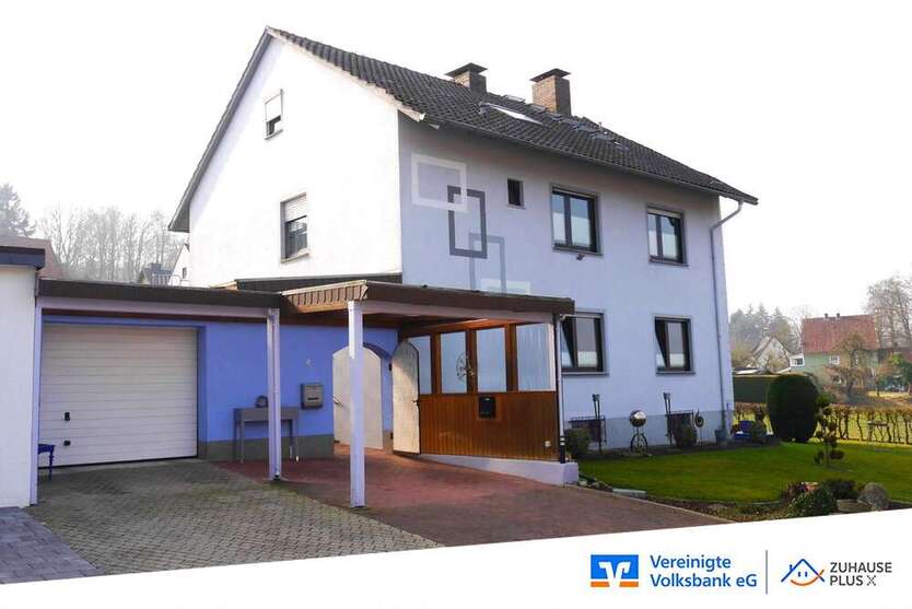 Haus zum Kaufen in Nieheim 220.000 € 187 m²