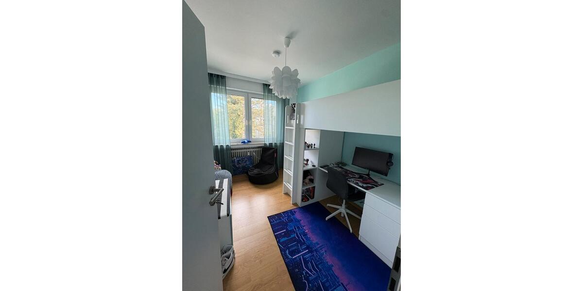 Etagenwohnung Bad Lippspringe - 5 Zimmer, 155 m&sup2;, 1.600&euro; | Angebot:27581416