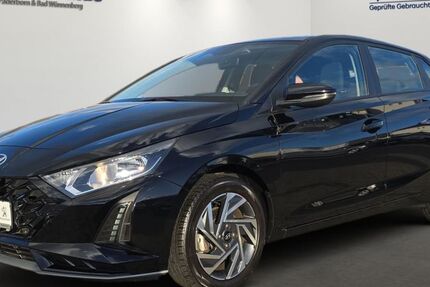Hyundai i20 24.300 km 18.990 &euro; Paderborn 33106