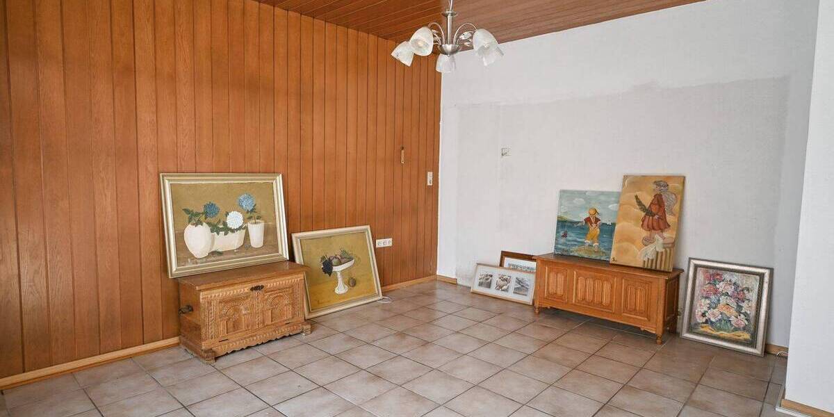 Einfamilienhaus Oerlinghausen - 8 Zimmer, 133 m&sup2;, 265.000&euro; | Angebot:26644191