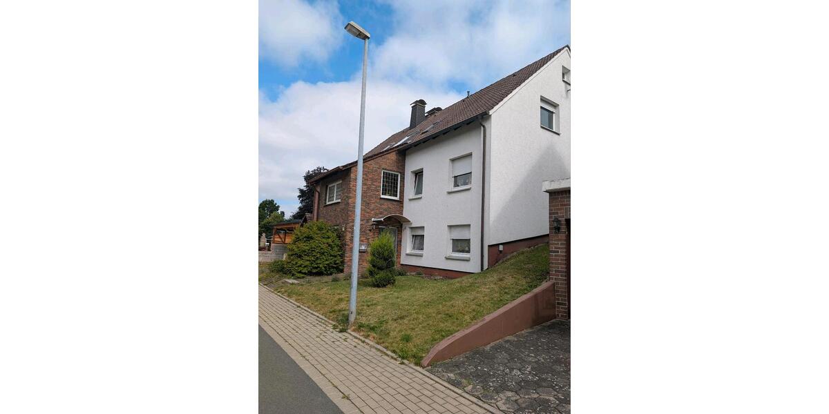 Mehrfamilienhaus, Wohnhaus Nieheim - 14 Zimmer, 300 m&sup2;, 165.000&euro; | Angebot:27617863