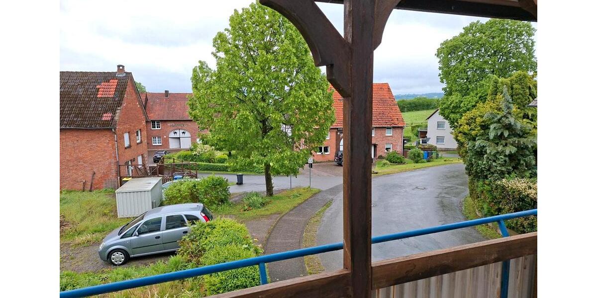 Bauernhaus, Landhaus Nieheim - 8 Zimmer, 200 m&sup2;, 140.000&euro; | Angebot:26534589