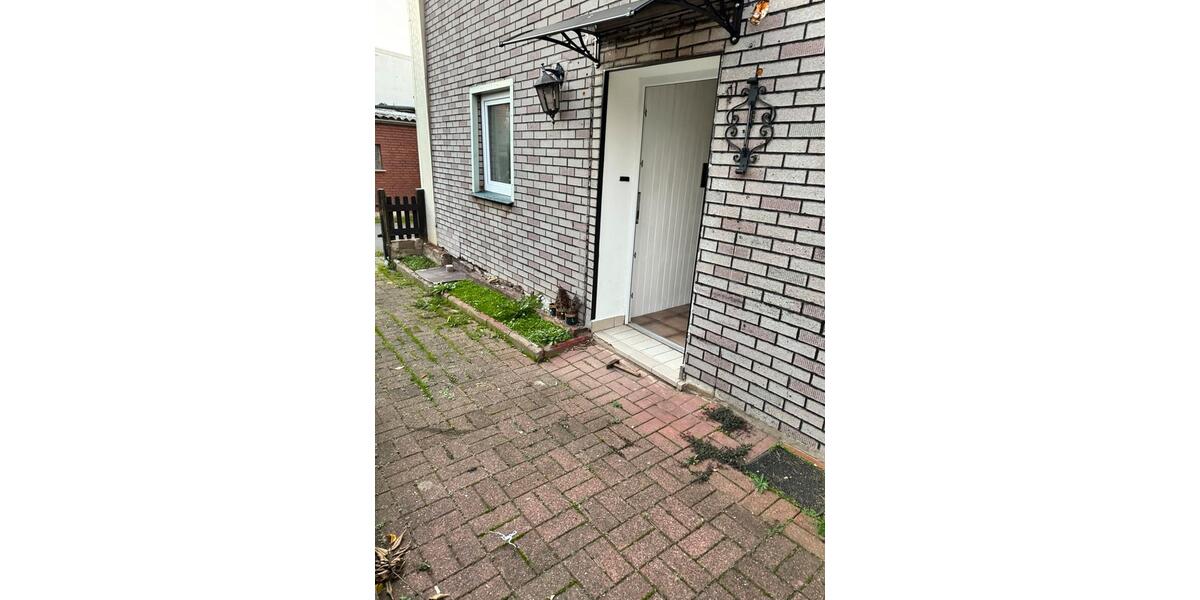 Einfamilienhaus Nieheim - 6 Zimmer, 160 m&sup2;, 1.050&euro; | Angebot:27615646