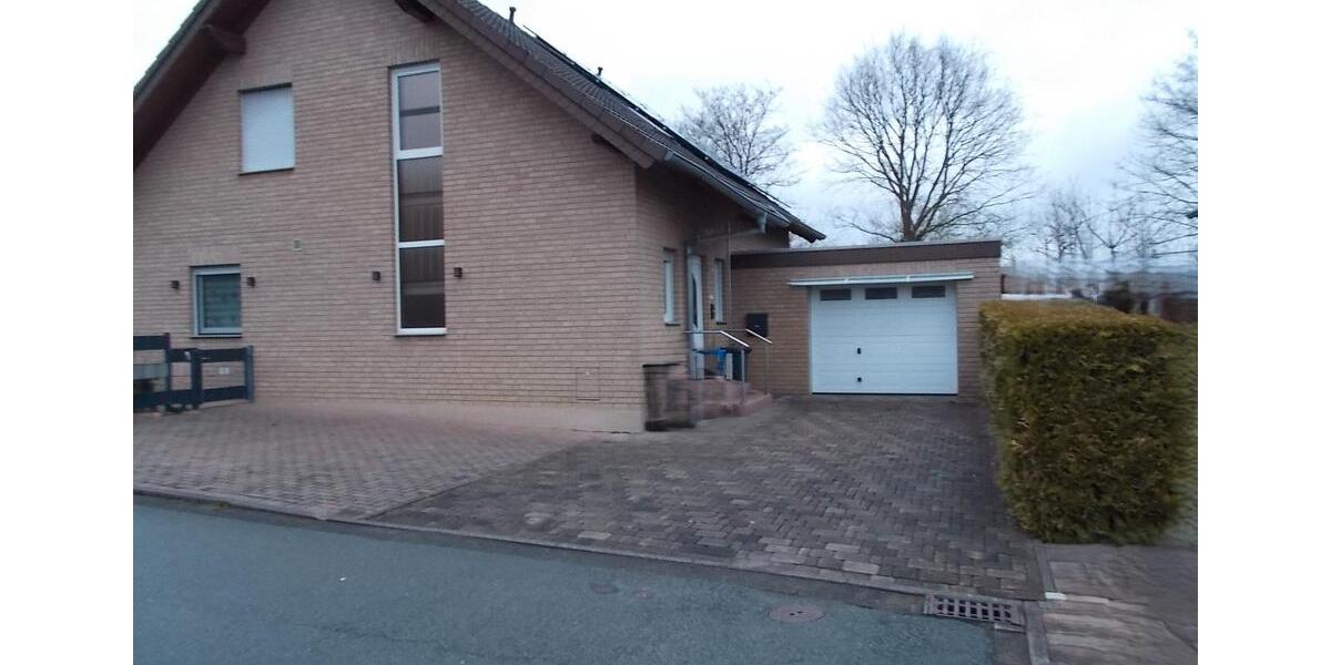 Einfamilienhaus Willebadessen - 5 Zimmer, 150 m&sup2;, 330.000&euro; | Angebot:26090077