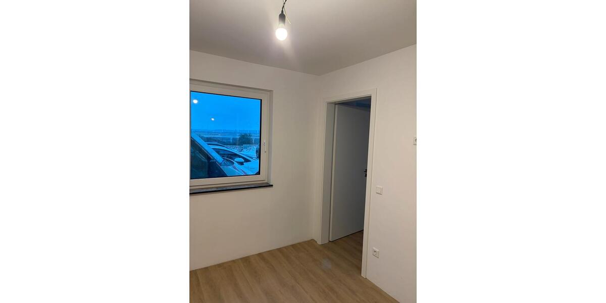 Erdgeschoßwohnung Bad Wünnenberg - 2.5 Zimmer, 81 m&sup2;, 743&euro; | Angebot:24869997
