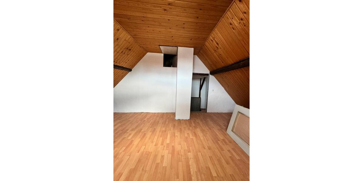 Einfamilienhaus Nieheim - 6 Zimmer, 160 m&sup2;, 115.000&euro; | Angebot:26939542