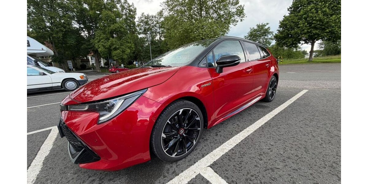 Toyota Corolla 131.000 km 19.900 &euro; Horn-Bad Meinberg 32805