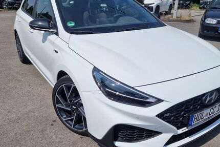 Hyundai i30 71.000 km 18.900 &euro; Salzkotten 33154