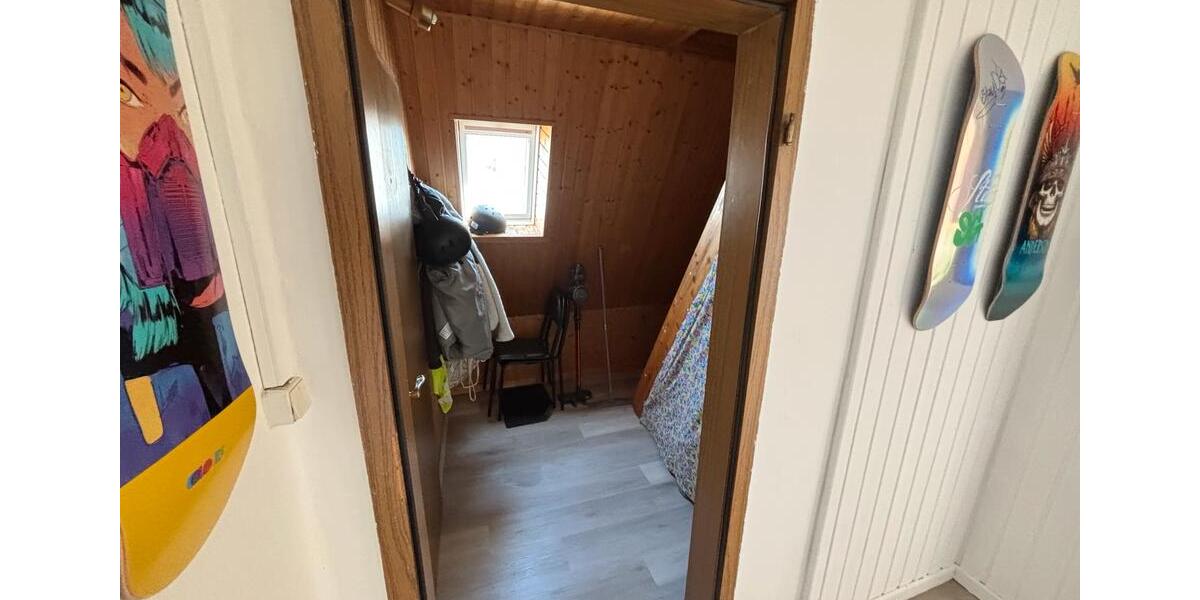 Dachgeschoßwohnung Paderborn Univiertel - 4 Zimmer, 50 m&sup2;, 330&euro; | Angebot:26326985