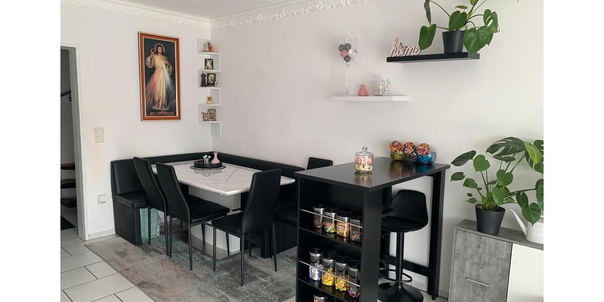 Maisonettenwohnung Paderborn Neuenbeken - 5 Zimmer, 106 m&sup2;, 810&euro; | Angebot:26413886