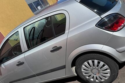 Opel Astra 192.000 km 1.800 &euro; Paderborn 33098