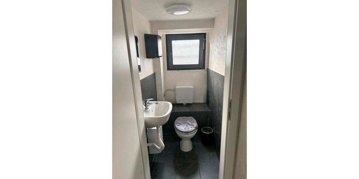 Gewerbeobjekt Detmold Hiddesen - 1.800&euro; | Angebot:23849397