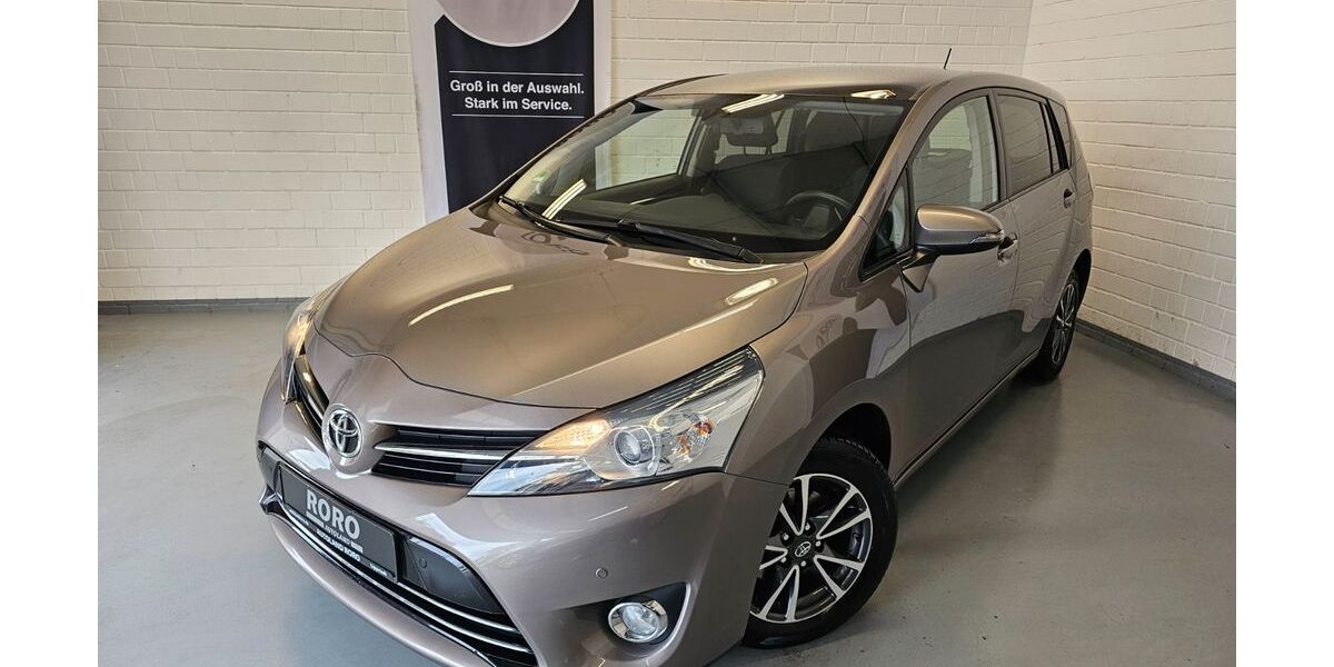Toyota Verso 116.300 km 13.600 &euro; Lippstadt 59557