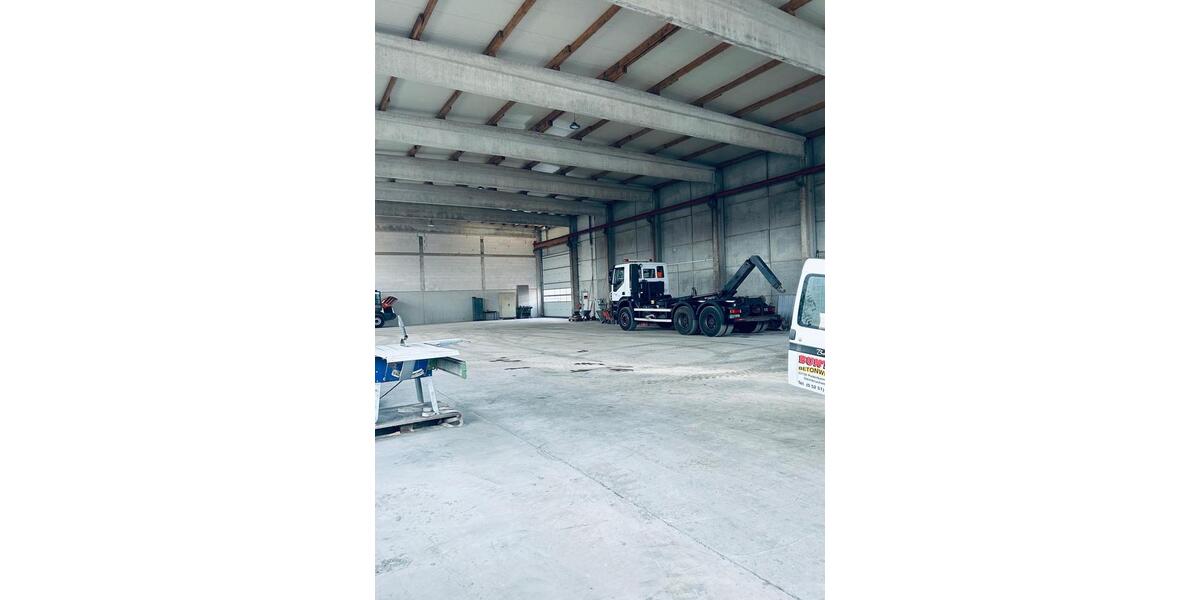 LagerhalleLagerfläche zimmer