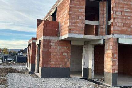 Haus Steinheim - 5 Zimmer, 165 m&sup2;, 309.900&euro; | Angebot:25741594