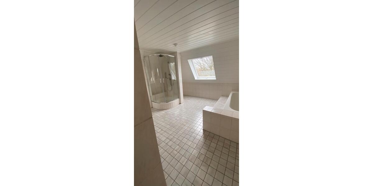 Etagenwohnung Geseke - 3 Zimmer, 83 m&sup2;, 622&euro; | Angebot:27624005