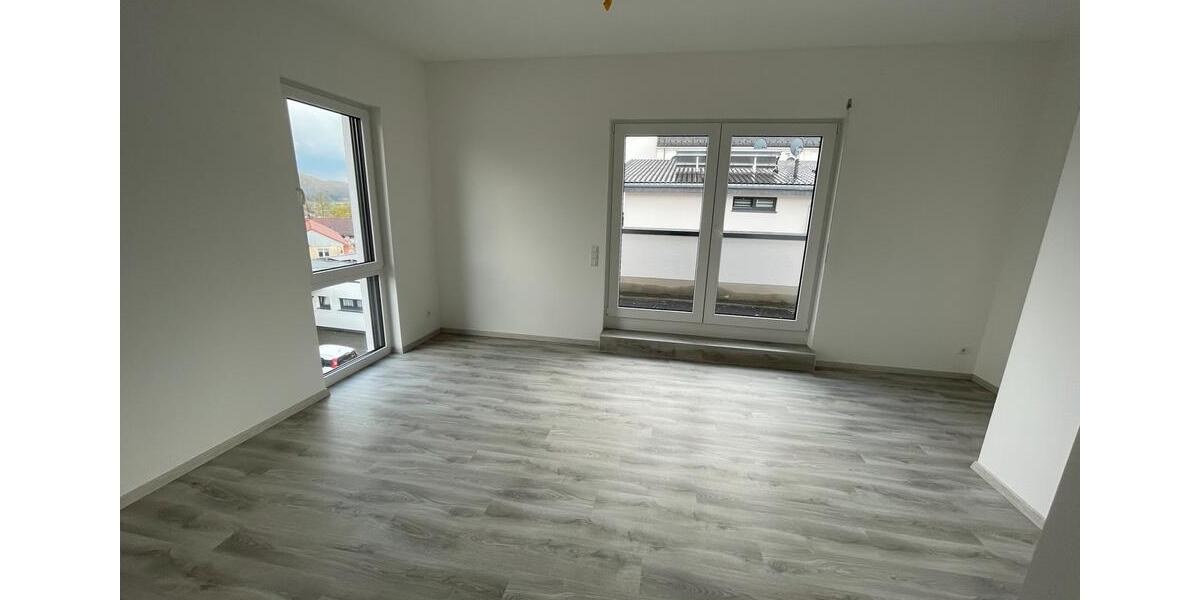 Reihenhaus Bad Driburg - 5 Zimmer, 145 m&sup2;, 1.300&euro; | Angebot:26591873