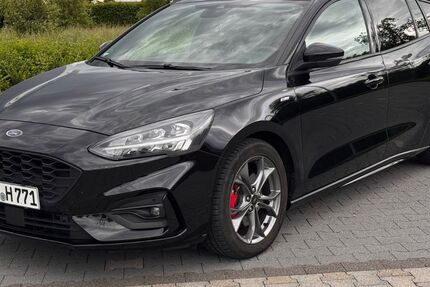 Ford Focus 69.600 km 15.890 &euro; Paderborn 33106