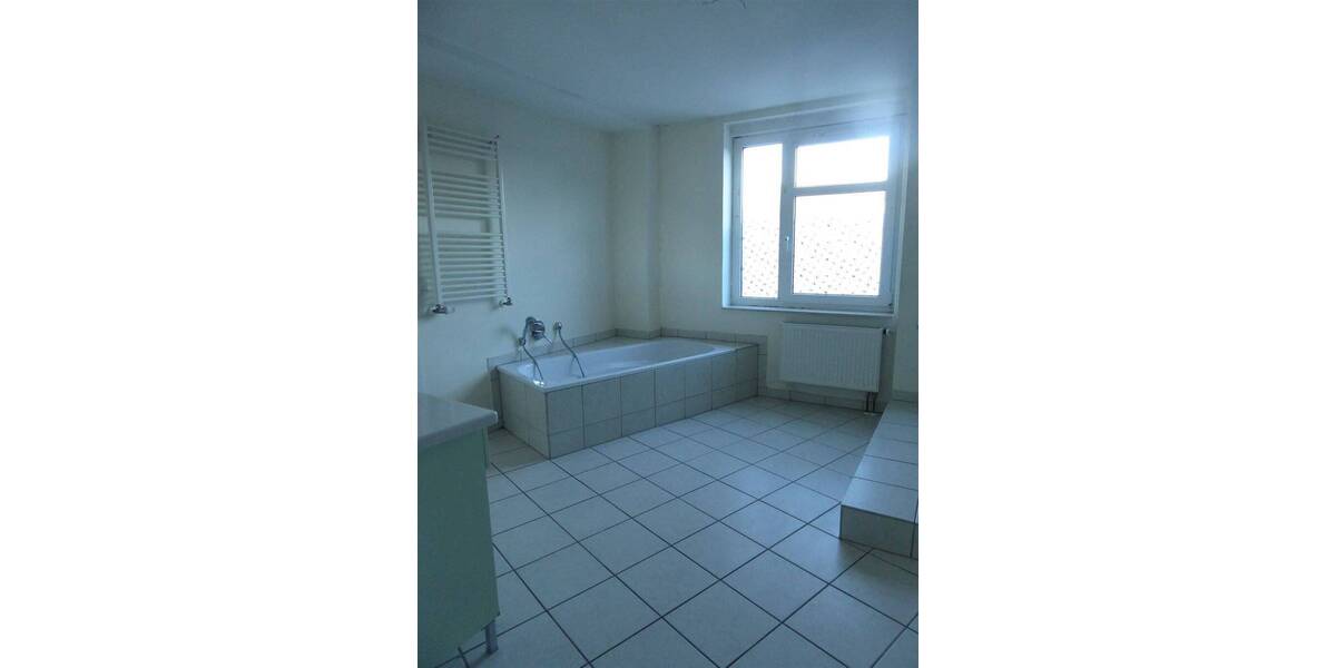 Etagenwohnung Bad Driburg - 3 Zimmer, 105 m&sup2;, 530&euro; | Angebot:26189266