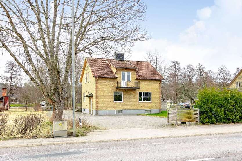Haus zum Kaufen in Bor 129.691 € 127 m²
