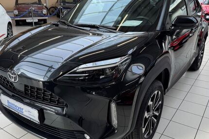 Toyota Yaris Cross 15.540 km 24.950 &euro; Paderborn 33104