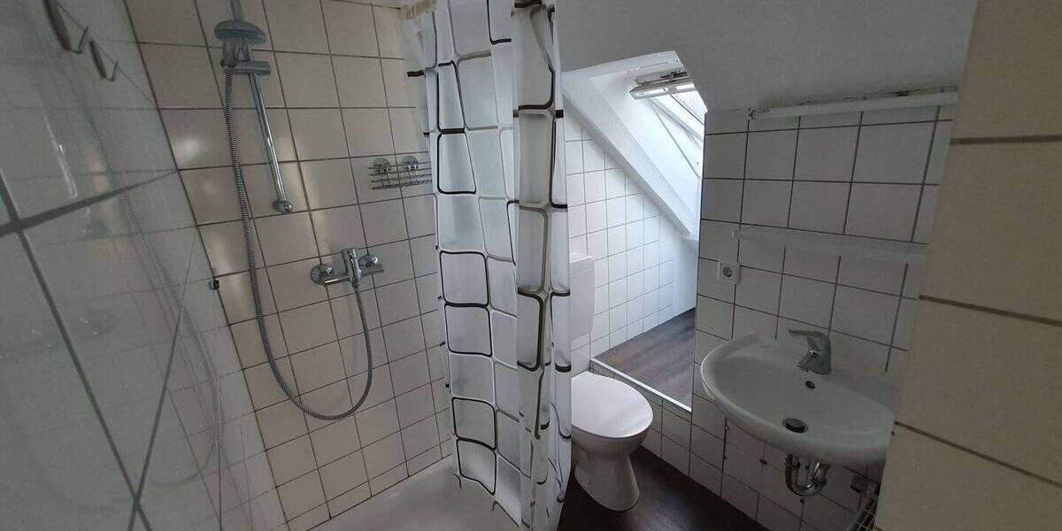 Etagenwohnung Detmold Innenstadt - 3 Zimmer, 59 m&sup2;, 450&euro; | Angebot:26903049