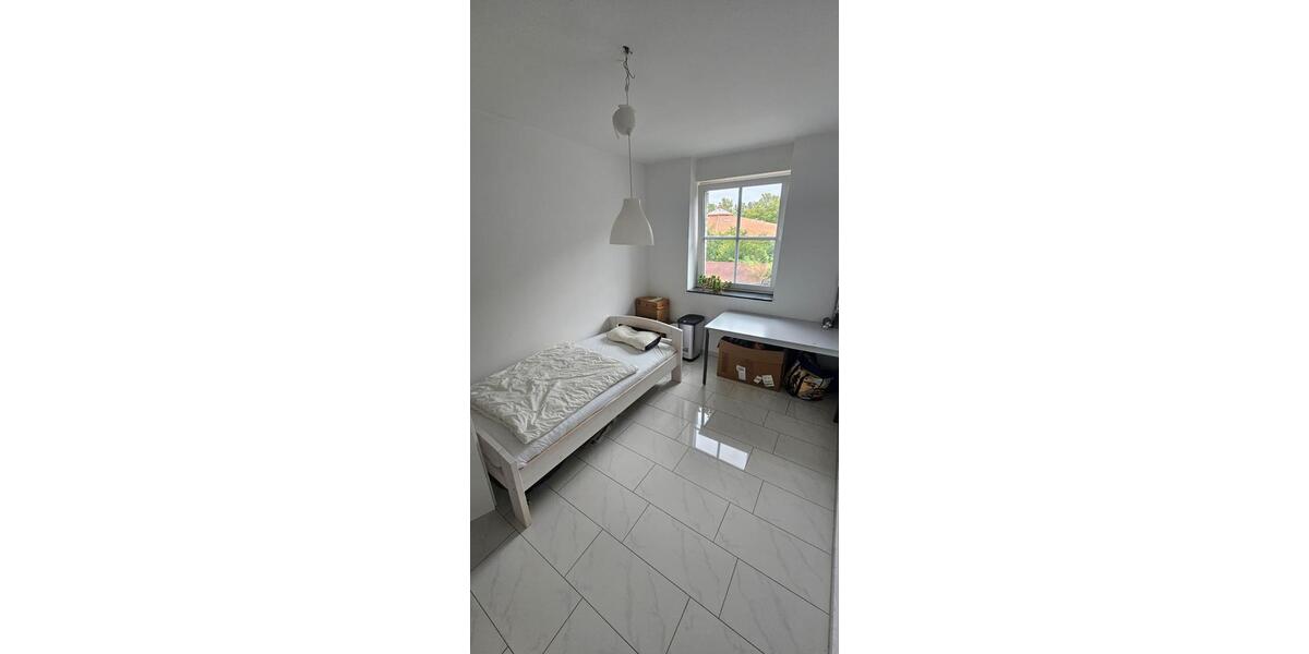 Etagenwohnung Paderborn Neuenbeken - 3 Zimmer, 92 m&sup2;, 1.100&euro; | Angebot:27623744