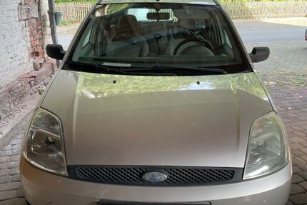 Ford Fiesta 205.800 km 1.050 € Steinheim 32839