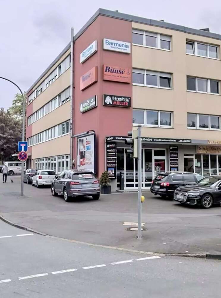 Büro in Paderborn 1.215 € 143 m²
