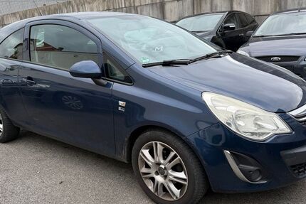Opel Corsa 167.000 km 999 &euro; Detmold 32758