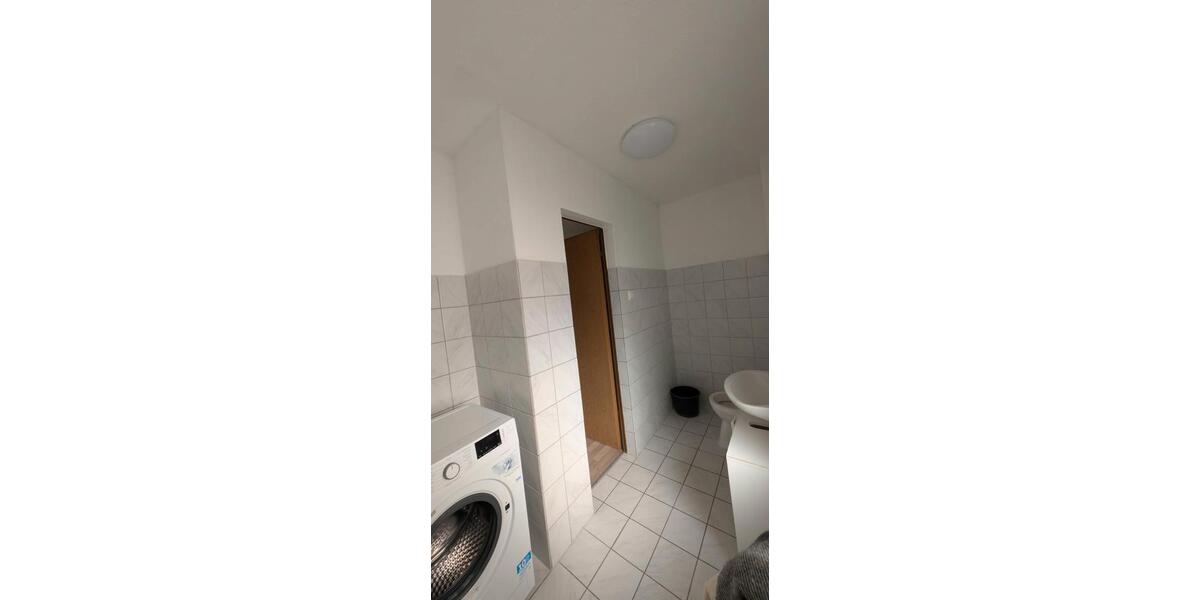 Etagenwohnung Steinheim - 5 Zimmer, 125 m&sup2;, 900&euro; | Angebot:27536573