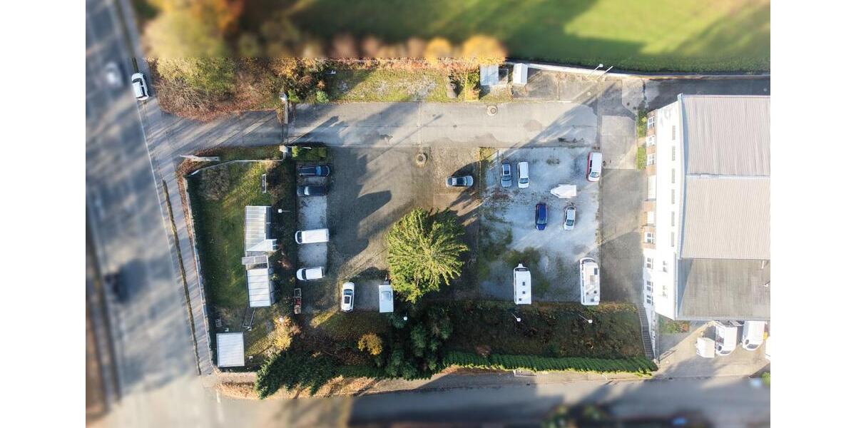 Repräsentative Gewerbeeinheit: Hallen- & Bürofläche in Oerlinghausen zimmer