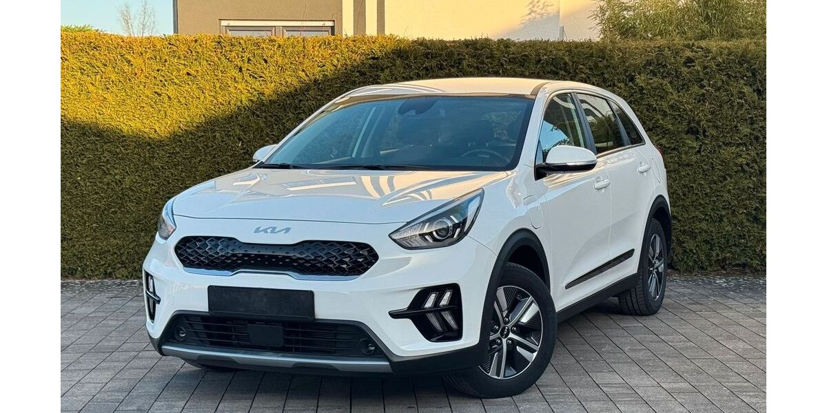 Kia Niro 20.000 km 19.992 &euro; Bad Lippspringe 33175