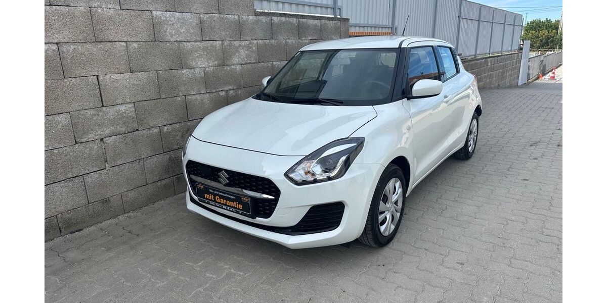 Suzuki Swift 34.622 km 13.999 &euro; Detmold 32760