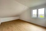 Dachgeschoßwohnung Geseke - 3 Zimmer, 109 m&sup2;, 1.095&euro; | Angebot:26462497