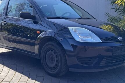 Ford Fiesta 202.449 km 1.480 &euro; Rietberg 33397