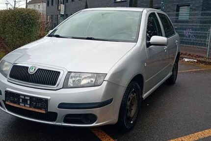 Skoda Fabia 300.000 km 1.100 &euro; Paderborn 33102