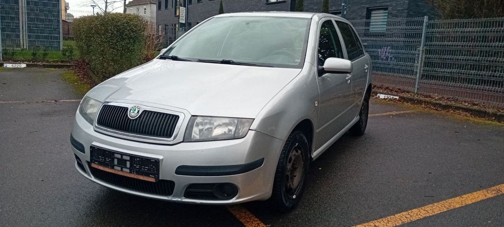Skoda Fabia 300.000 km 1.100 &euro; Paderborn 33102