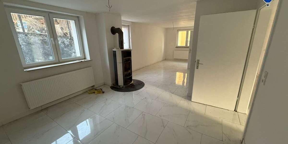 Einfamilienhaus Willebadessen - 6 Zimmer, 178 m&sup2;, 179.900&euro; | Angebot:25423666