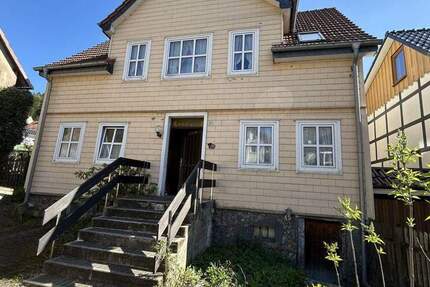 Haus Marsberg Niedermarsberg - 5 Zimmer, 140 m&sup2;, 150.000&euro; | Angebot:26724851