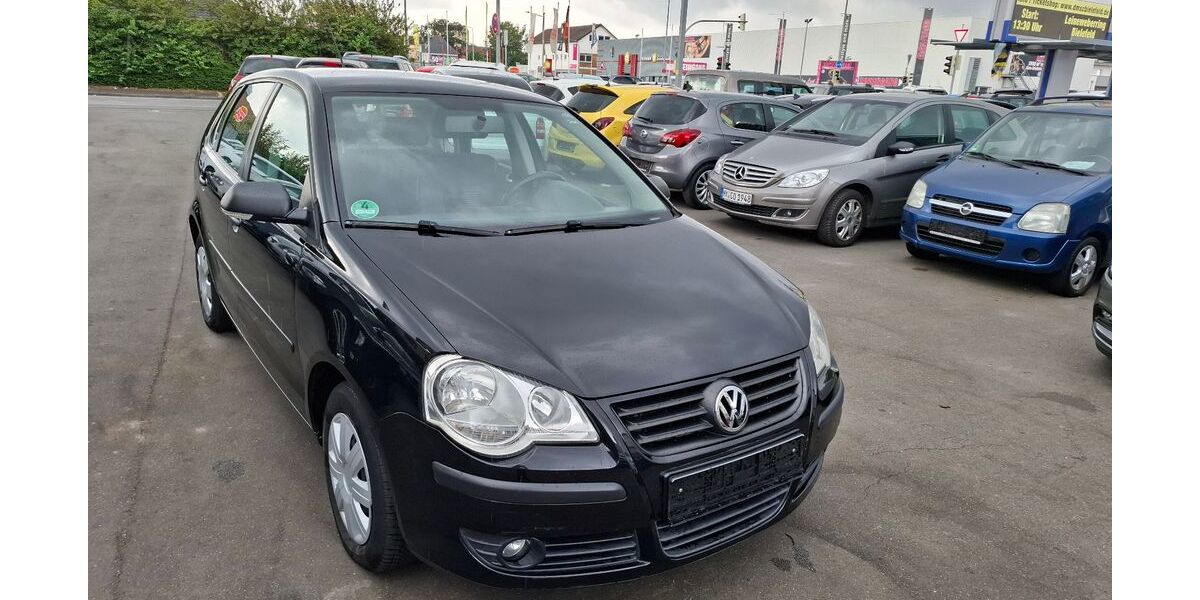 VW Polo 184.000 km 2.999 € Paderborn 33100