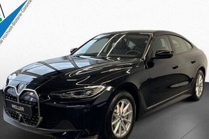 BMW i4 29.784 km 34.440 &euro; Paderborn 33104