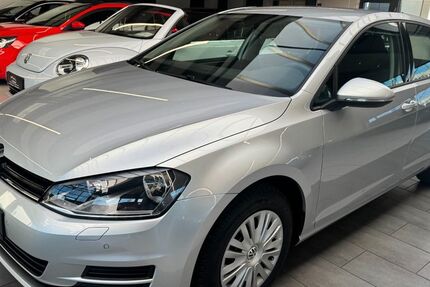VW Golf 63.000 km 13.550 &euro; Detmold 32758